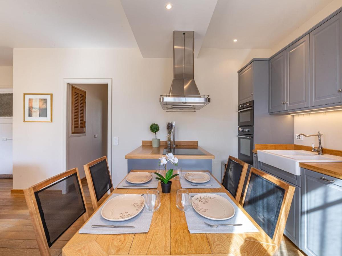 Apartment Les Sirenes By Interhome *